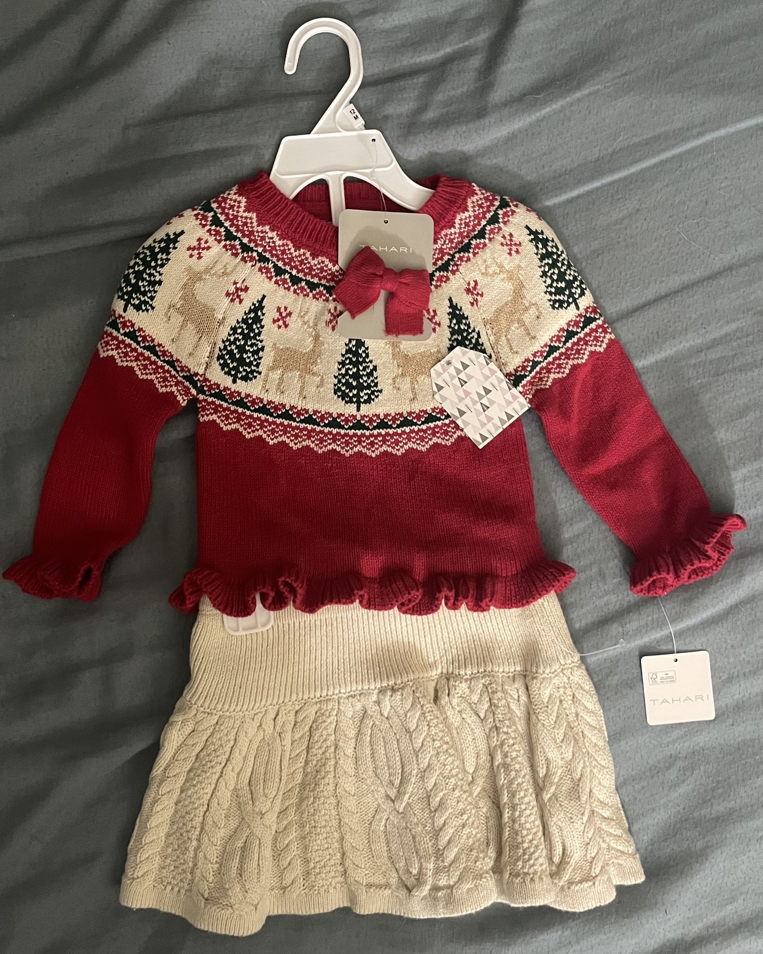Christmas infant Girls 3 Piece TAHARI Outfit Size 12 Month Sweater Skirt Bow NWT