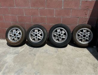 Nissan 720 ST wheels