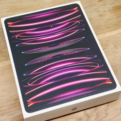 Apple iPad Pro 12.9" (6th Gen) 128GB Space Gray WiFi 