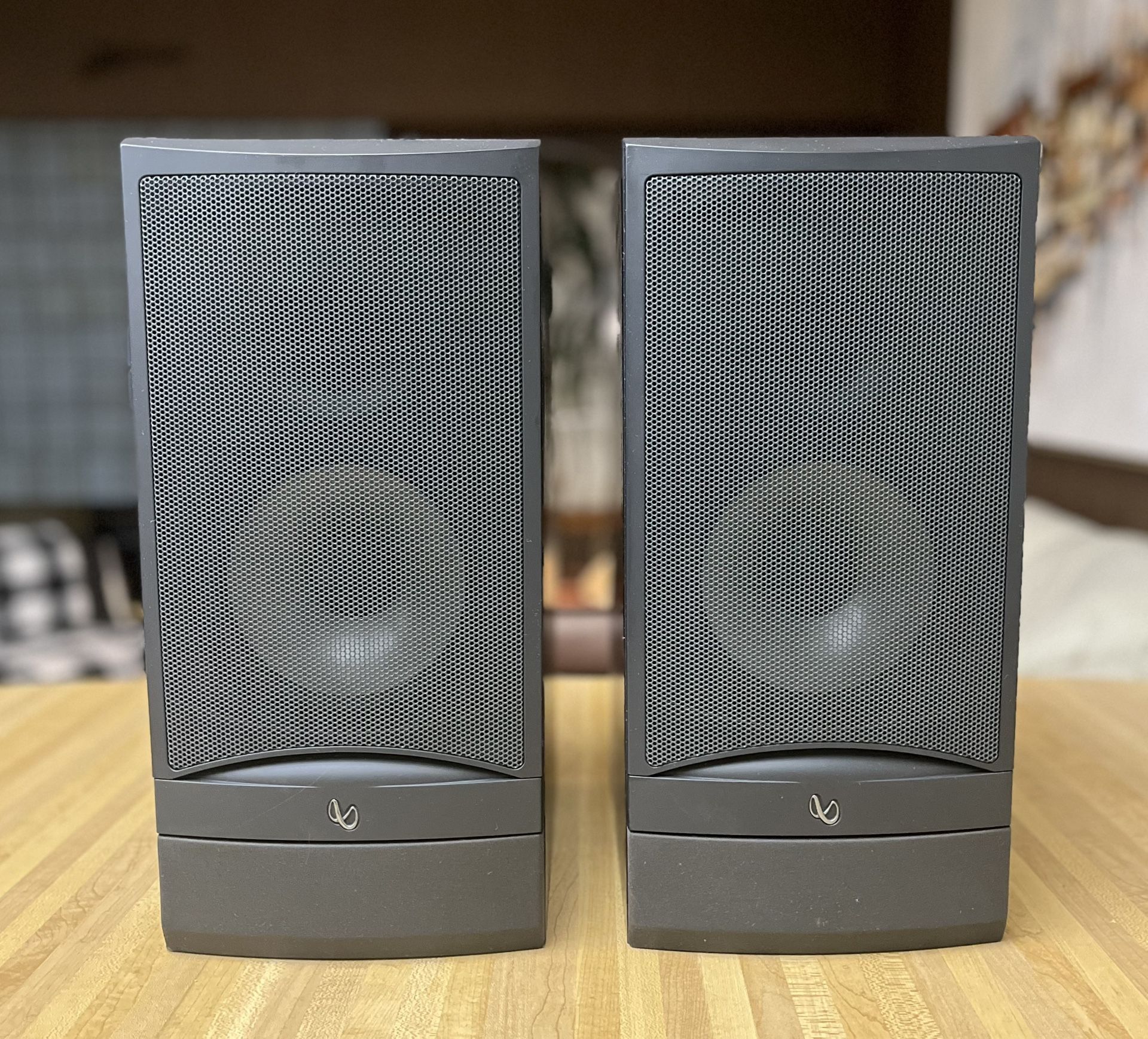 Infinity RS3 Speakers - Like New