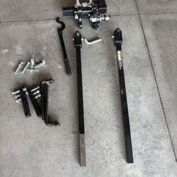 Like New E2 Weight Distribution Hitch