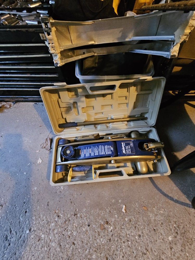 Vehicle Jack