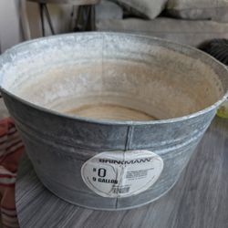 9 Gallon Galvanized Wash Tub