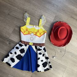 Girl Toy Story Costume / For Halloween Or A Party / The Dress Is In Excellent Condition The Hat Is Used Still  Good  / Look At The Pictures / ♥️ 