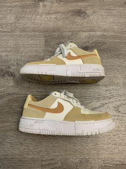 Nike Sneakers Size 7.5