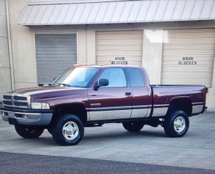 Must See!2001 Dodge Ram 2500HD SLT Quad Cab