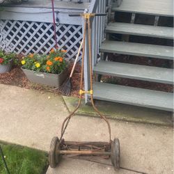 Vintage 1950s Clemson Push Mower