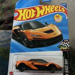 Hot Wheel McLaren W1 $5