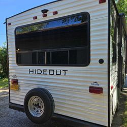 2020 Keystone Hideout