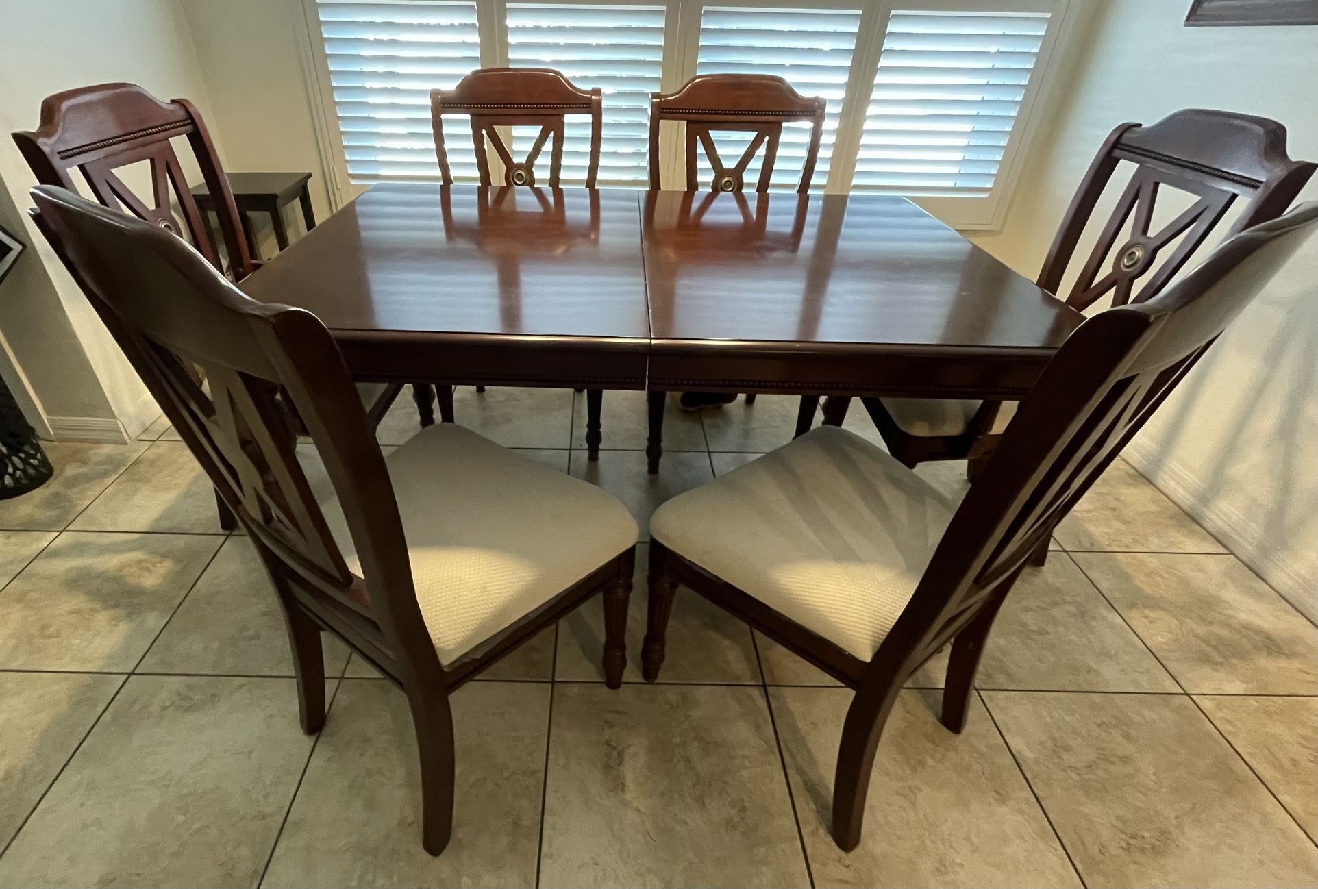Dinning Room Set
