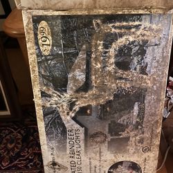 Automated Lighted Deer