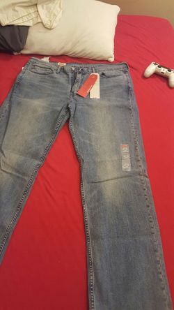 New levis 514 jeans