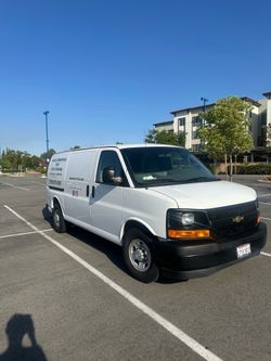 2017 Chevrolet Express 2500