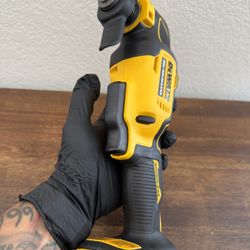 DEWALT ATOMIC 20V MAX Brushless Cordless Oscillating Tool – BRAND NEW – $120