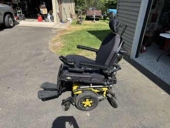 QUANTUM Q6 EDGE 3 MOBILITY POWER CHAIR NEW