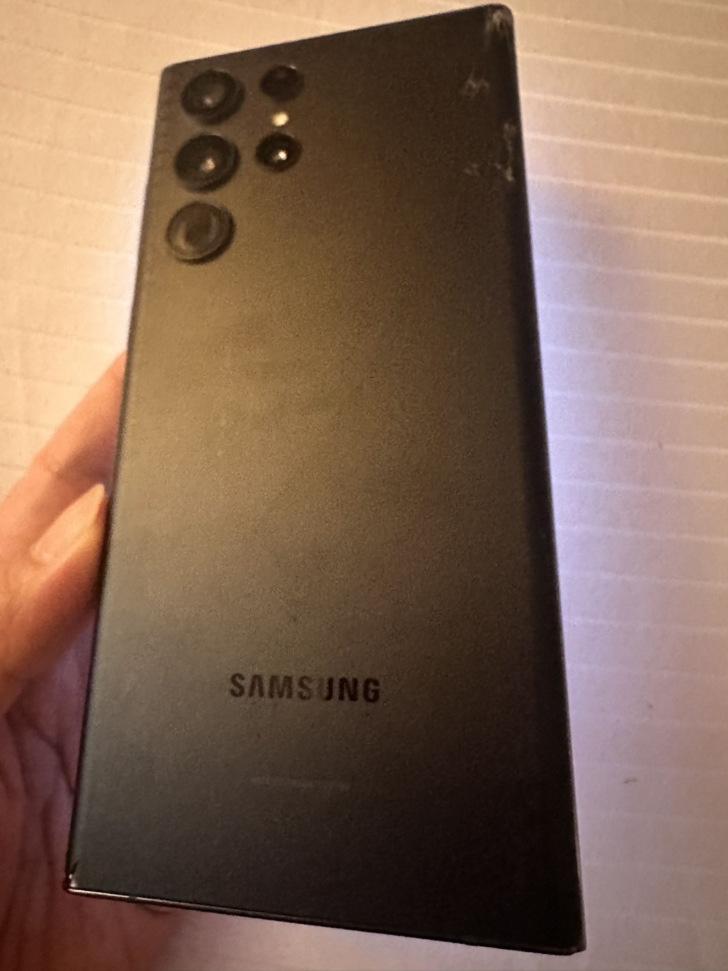 Samsung Galaxy S22 Ultra 128G Unlocked $260