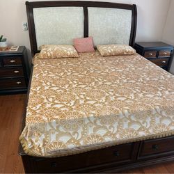 Upholstered King Bed with Side table in Excellent condition