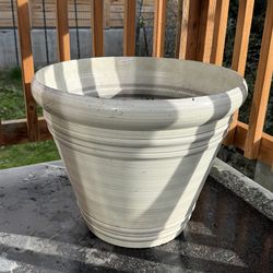 X-Large Garden Pot
