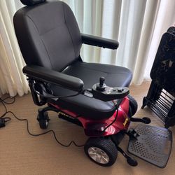 Mobility scooter Wheelchair Power Chair - Jazzy Elite ES