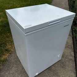 Garage-Ready Chest Freezer