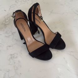 Women’s Black Heels Size 6.5