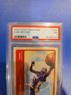 2004 fleer tradition kobe Bryant PSA 7