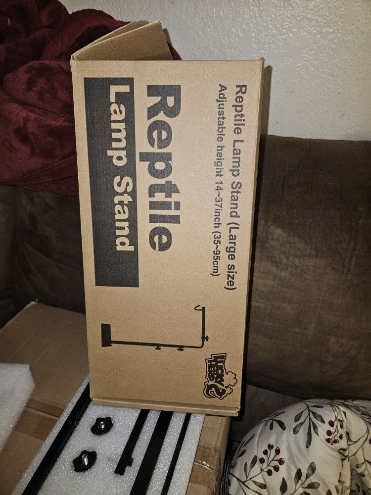 Reptile Lamp Stand