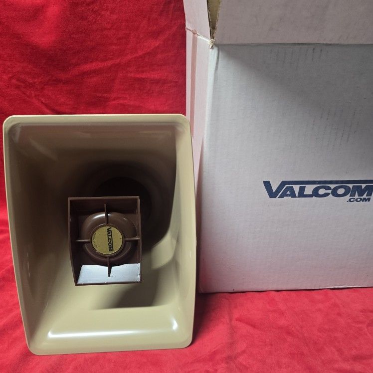 Valcom Model V-1030C One-Way Paging Horn/Amp.