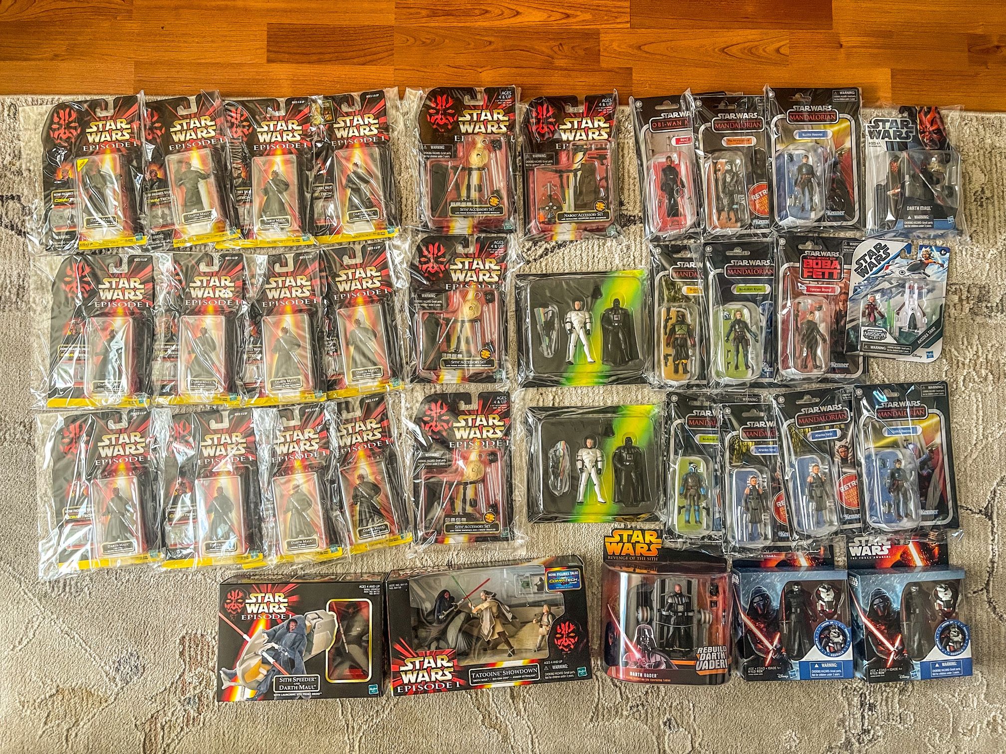 Star Wars action figures/accessories (lot of 35)