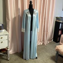 1980s Miss Elaine Vintage Blue Robe