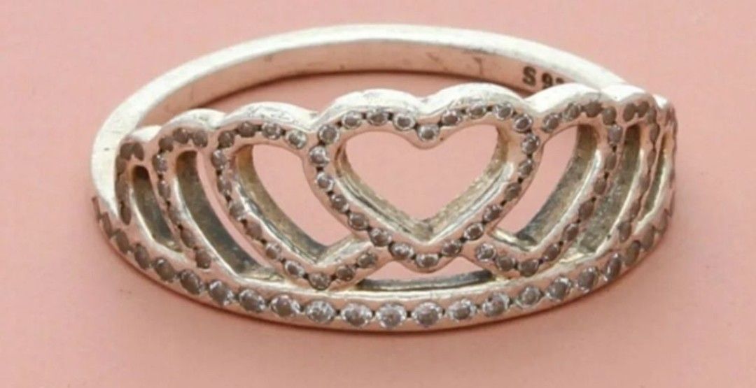 Pandora tiara ring size (8)