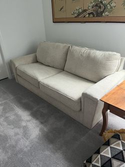 Sleeper couch pull out