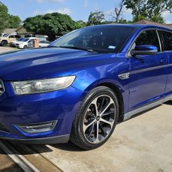 2014 Ford Taurus
