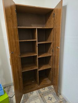 Storage shelf
