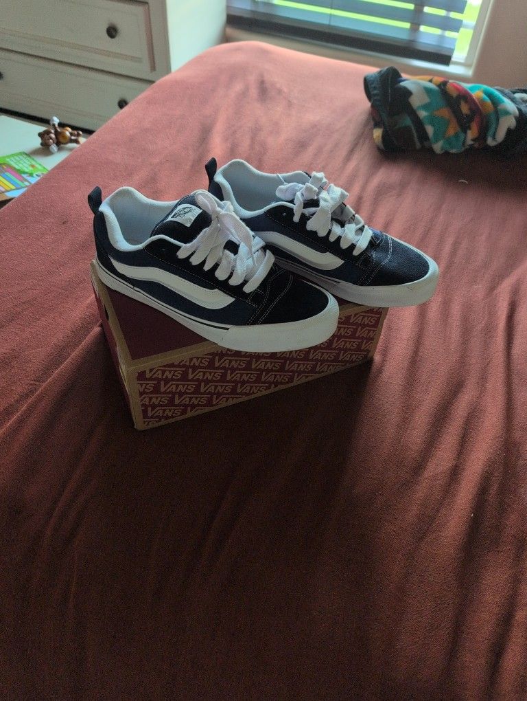 VANS Knu Skool Shoes - Blue - Size 12