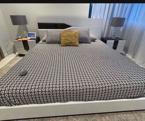 Free queen Modani bedroom set