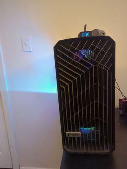 Gaming PC-5070TI-9800x3D-32GBDDR5