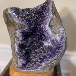 Large Genuine Ametyst Cluster Geode 12”x9”
