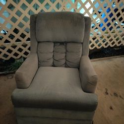 Free Chair 