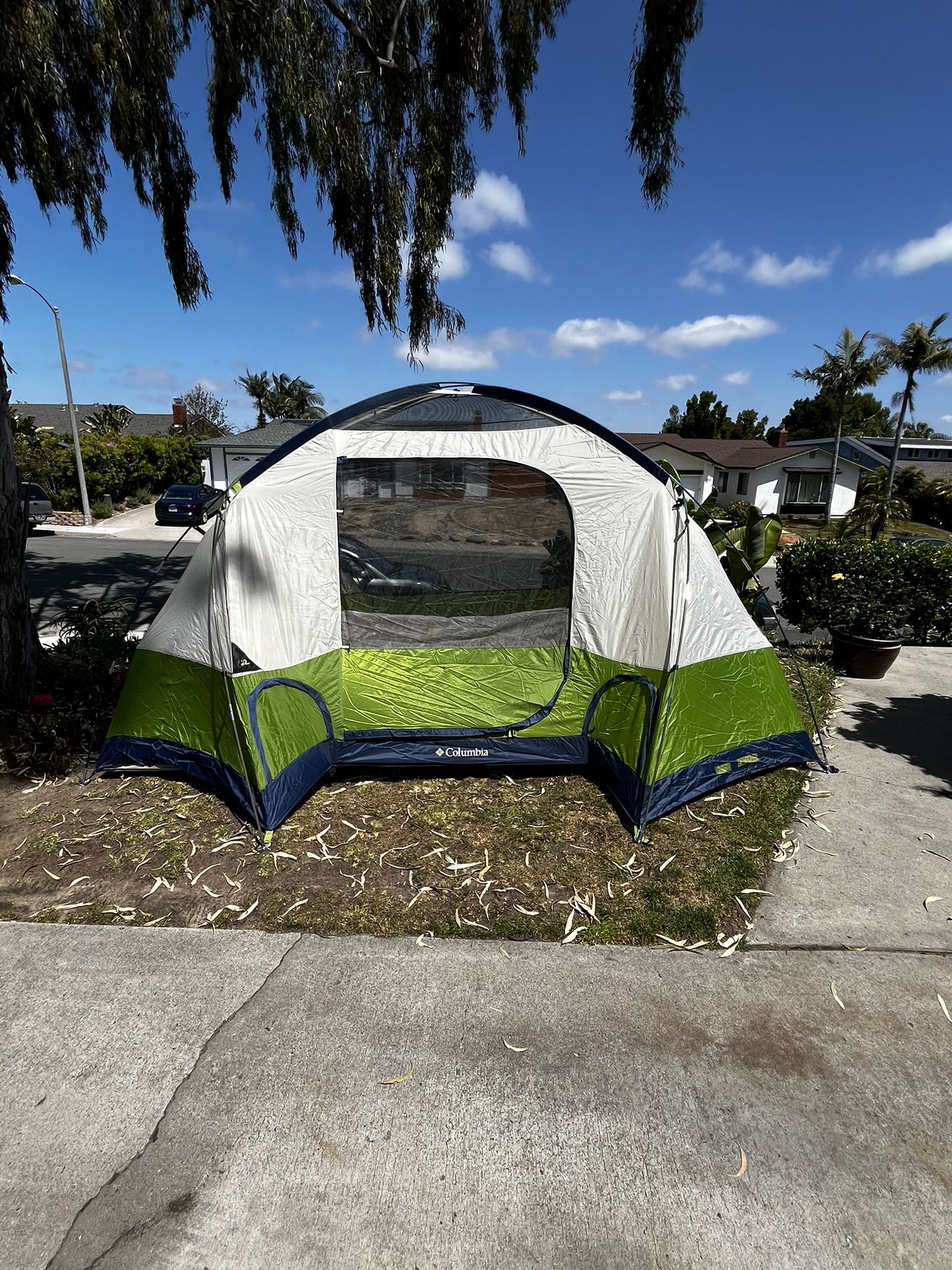 Columbia Bugaboo Family Done Tent Sleeps 4-5 Person