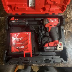 Milwaukee Surge 1/4” Impact Driver With 2 Batteries, Charger, & Carrying Case Asking 200 OBO Will Deliver For 20 Bucks Extra 