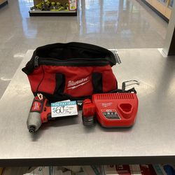 Milwaukee Impact Driver M12