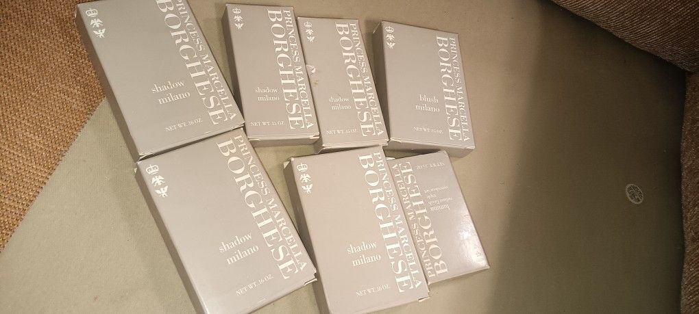 Borghese Makeup