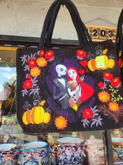 Lindos bolsos de Halloween ($35) cada uno tel (contact info removed)