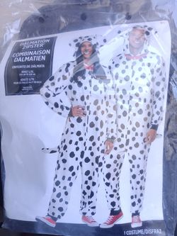 Costume
