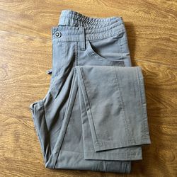 KUHL Horizn Women’s Gray Lightweight Hiking Cargo Capri Pants Size 6