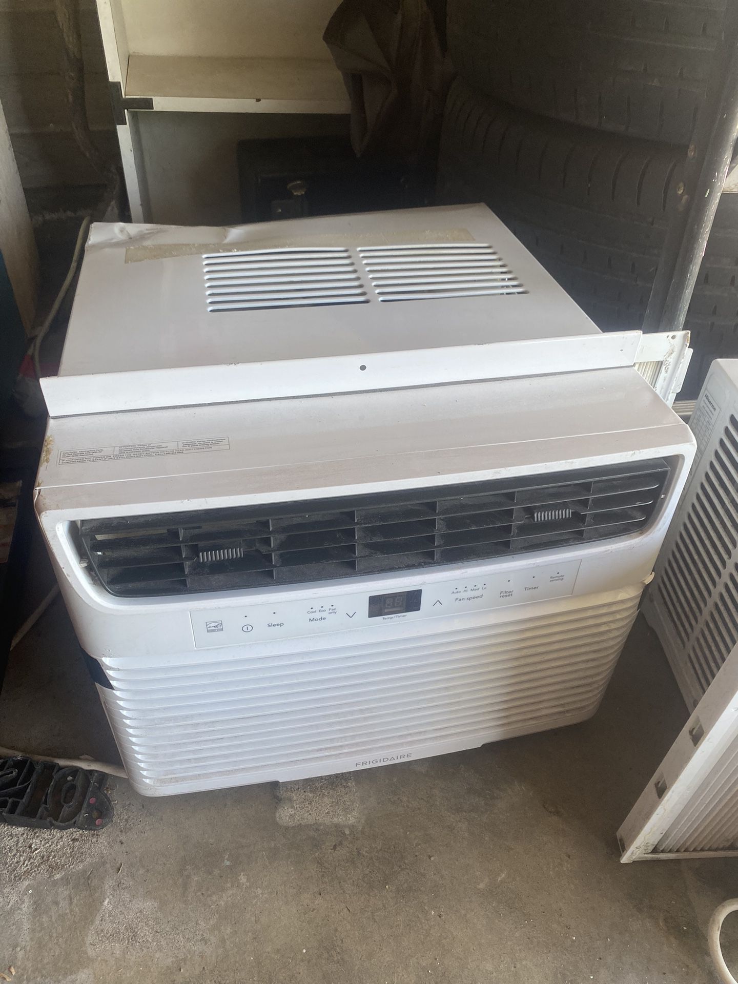 Frigidaire Air Conditioner, Great Running Condition