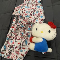 13” HELLO KITTY AND FLEECE ROBE LOT