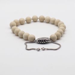 Cream Beaded Bracelet Silver Tone Chain Neutral Minimalist Jewelry Pre-Owned