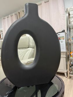 Matte Black Donut Ceramic Vase